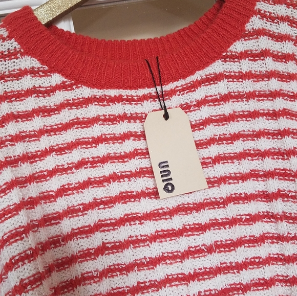UNIQ Crop Sweater - Picture 3 of 3